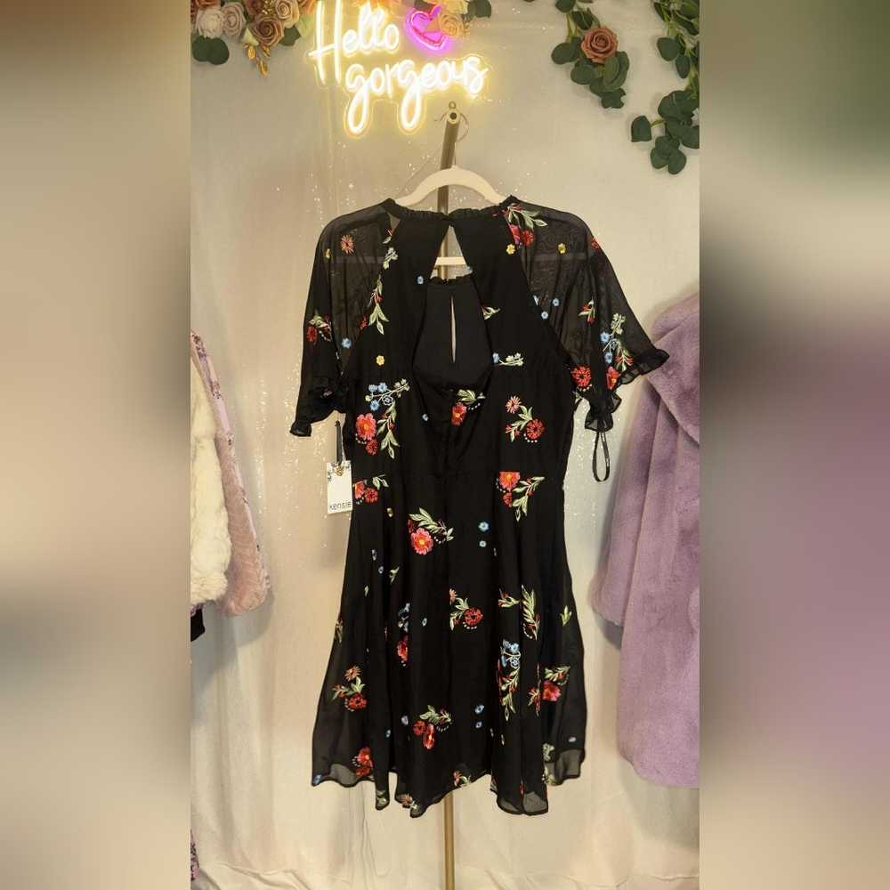 NWT Size 12 Kensie Black & Multi Embroidered Chiffon Back Cutout A Line Dress - Picture 5 of 9